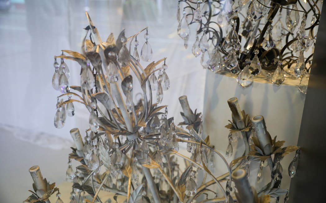 Smith & Caughey's - final window display - chandelier arrangement