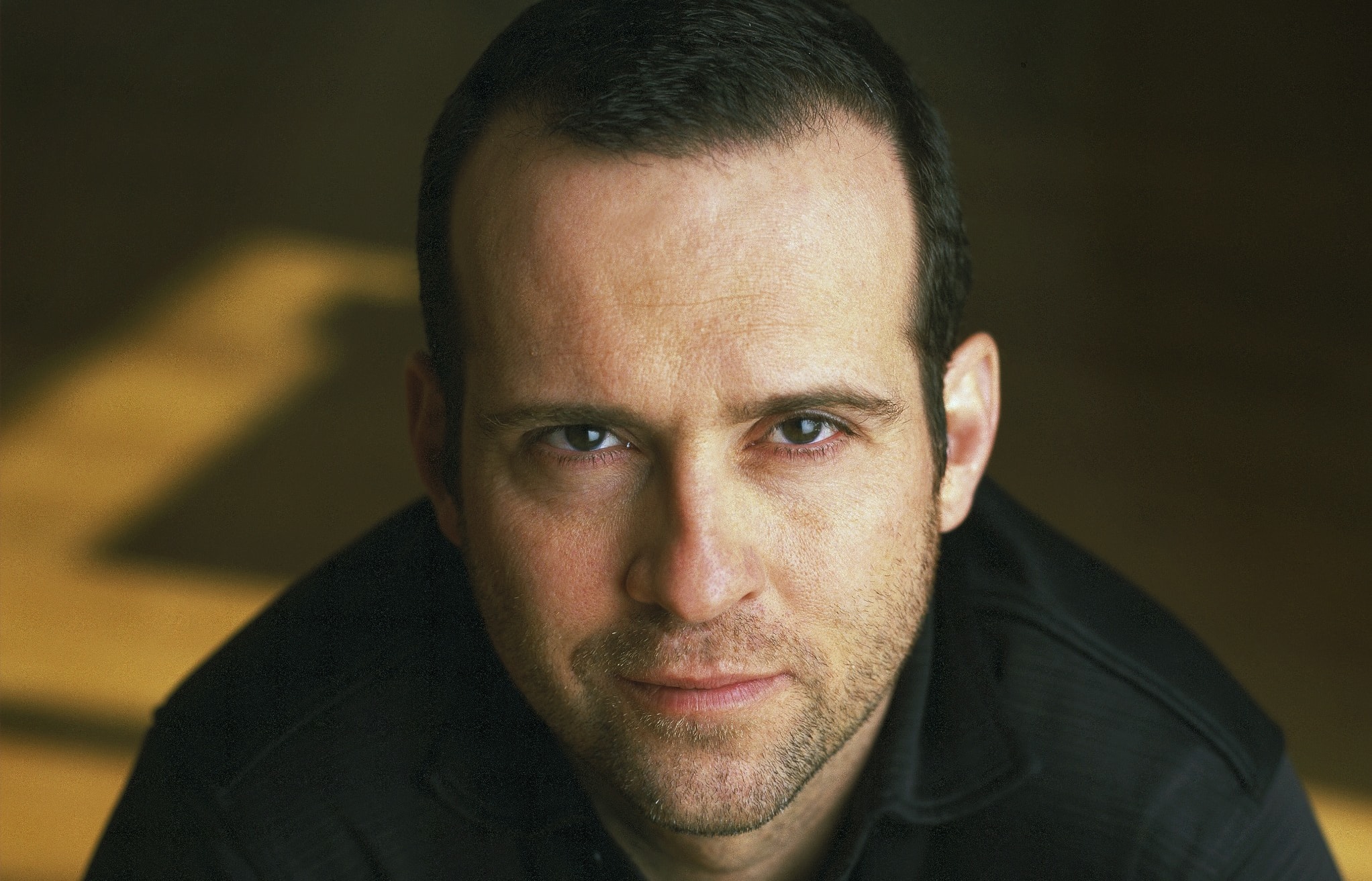 Baritone Scott Hendricks