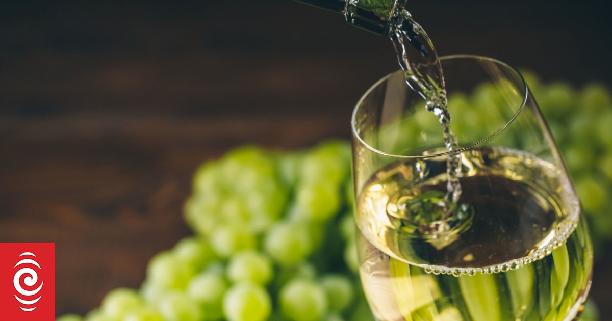 NZ Winegrowers joins global call for white wine emoji