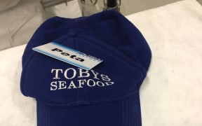 Elisapeta's cap.