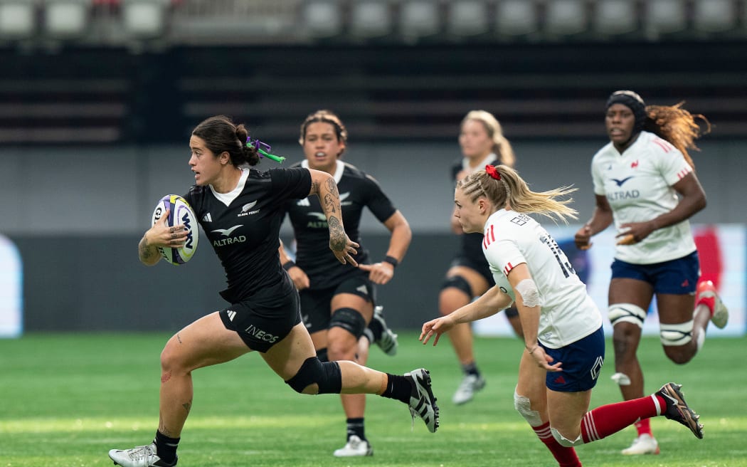 Katelyn Vahaakolo of New Zealand runs up field during their WXV1 women’s rugby union match against France Women at BC Place, Vancouver, Canada on Saturday 12 October 2024.
Photo credit: Jeff Vinnick / www.photosport.nz