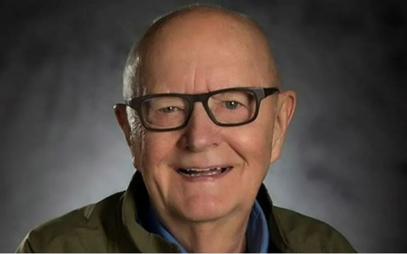 Grover Click, Dull Men's Club