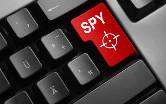 dark grey keyboard red button spy crosshair