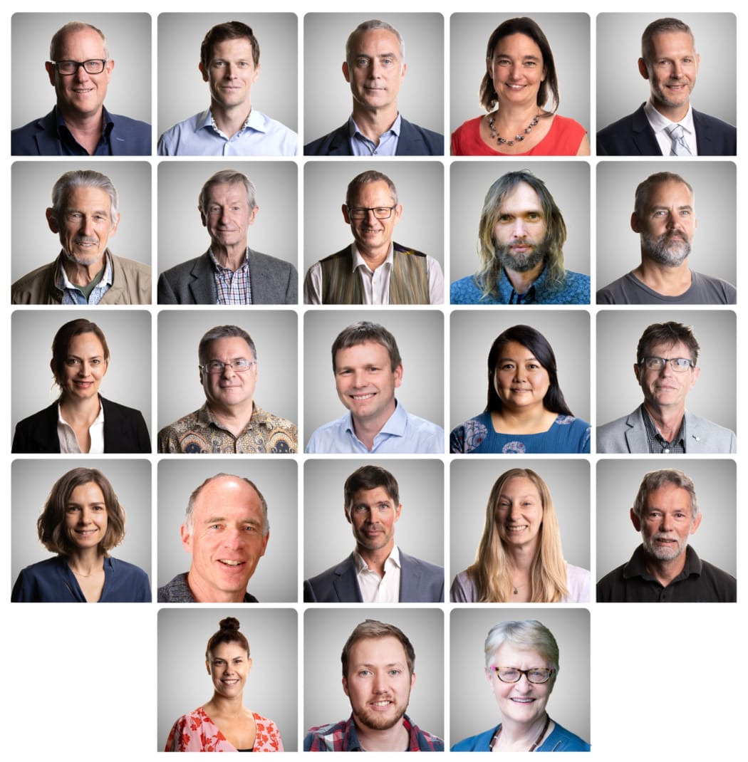 The 2019 Prime Minister's Science Prize goes to the 'Melting ice and rising seas' research team, which includes geologists, glaciologists, climate and social scientists.