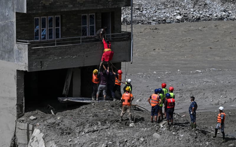 everything-is-gone-local-guide-describes-the-scale-of-loss-in-nepal