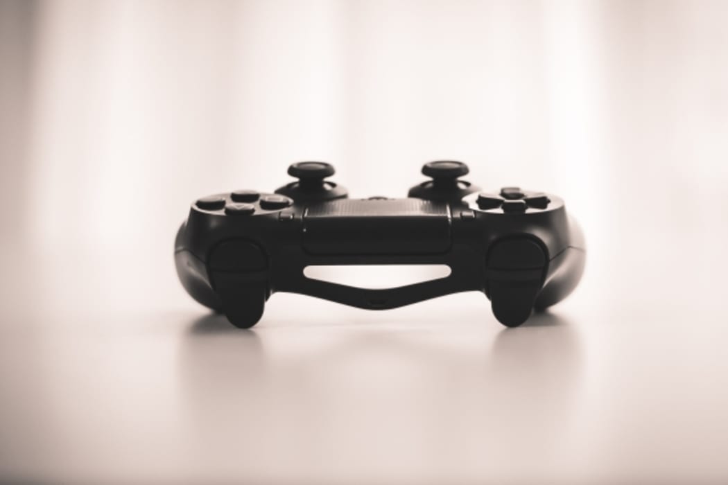Game console