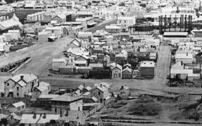 Courtenay_Place,_Wellington,_New_Zealand_circa_1878