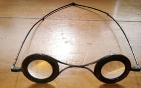 The tipshop put the 'Martin Margins Spectacles' on Trade Me for $300.