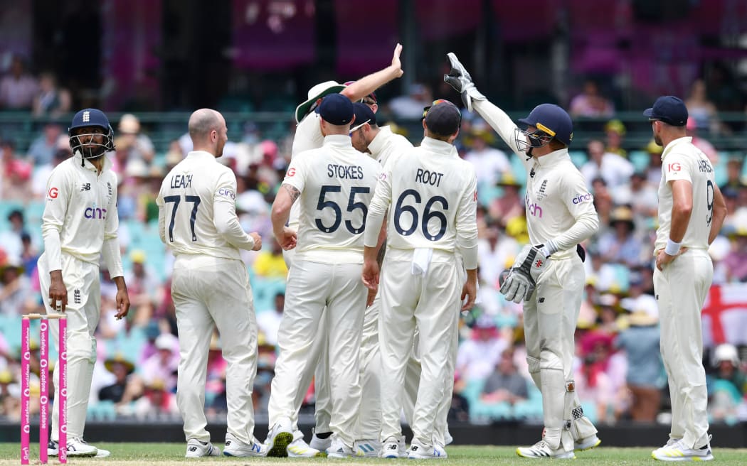 England celebrate the wicket of Marcus Harris. Fourth Ashes Test, 2022.