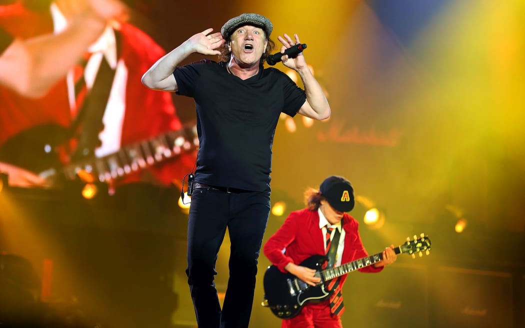 AC/DC turn it on in Auckland