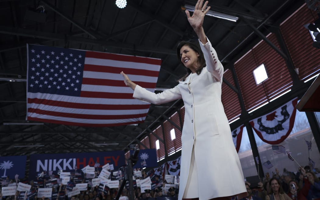 CHARLESTON, SOUTH CAROLINA - FEBRUARY 15: Republican presidential candidate Nikki Haley waves to supporters while arriving ather first campaign event on February 15, 2023 in Charleston, South Carolina. Former South Carolina Governor and United Nations ambassador Haley, officially announced her candidacy yesterday, making her the first Republican opponent to challenge former U.S. President Donald Trump.   Win McNamee/Getty Images/AFP (Photo by WIN MCNAMEE / GETTY IMAGES NORTH AMERICA / Getty Images via AFP)