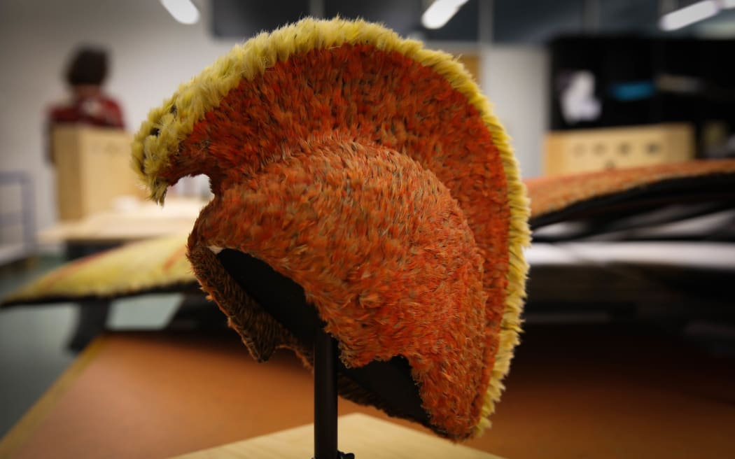 Hawaiian helmet presented to Captain Cook