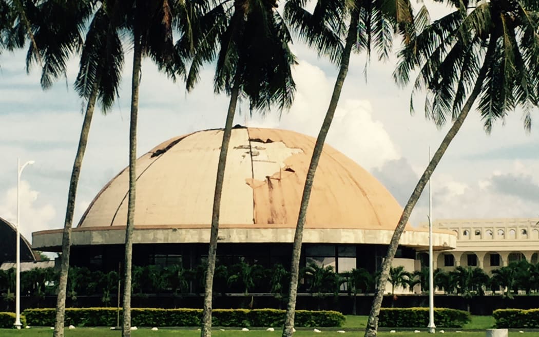 Samoa's old fono with the court building in the background.