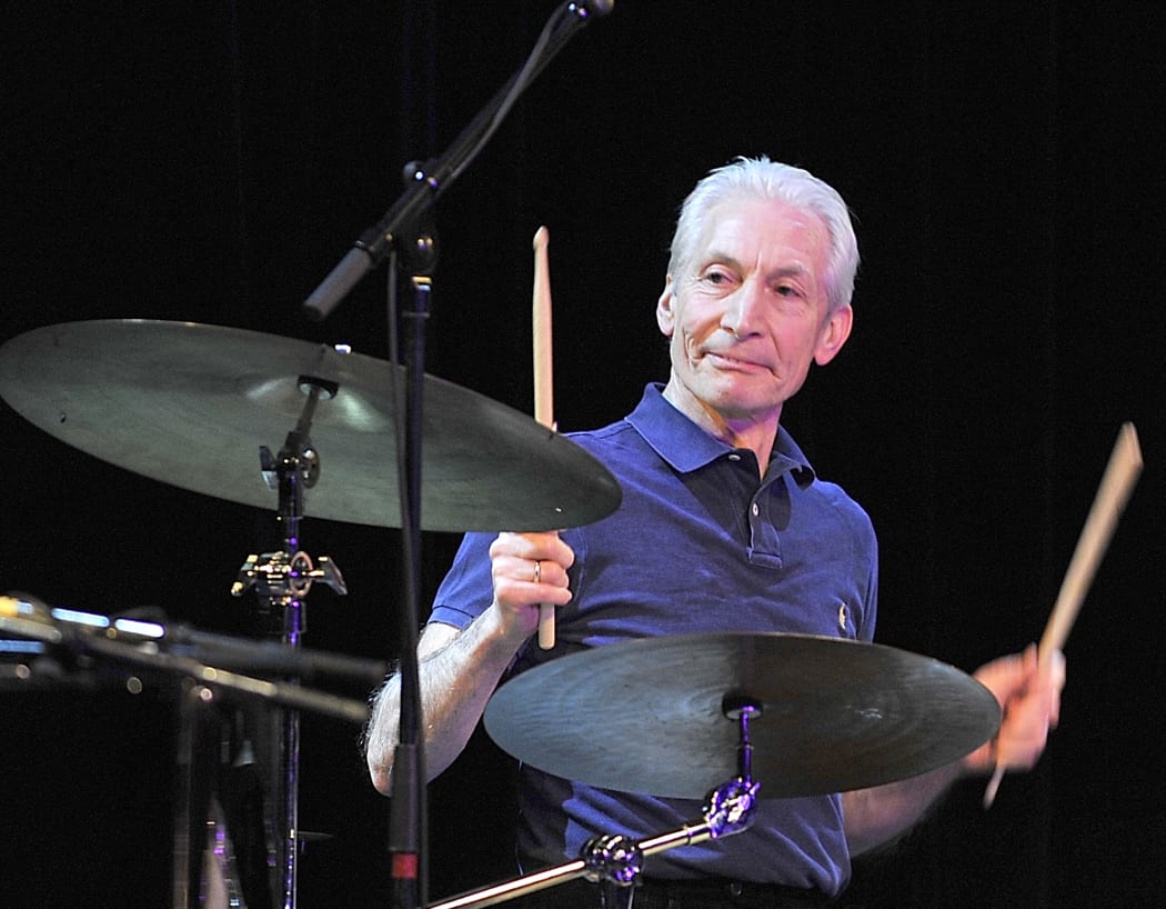FILED - 12 January 2010, Bavaria, Munich: Charlie Watts, drummer of the Rolling Stones, makes a guest appearance at the Variete GOP with the band ABC & D of Boogie Woogie.