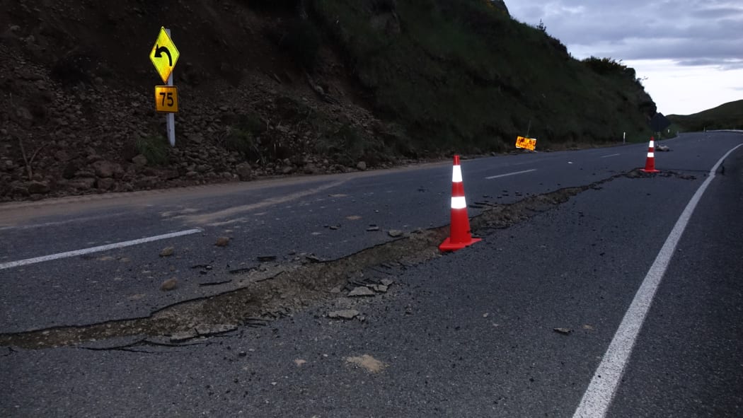 Crack on state highway just before Hanmer Springs