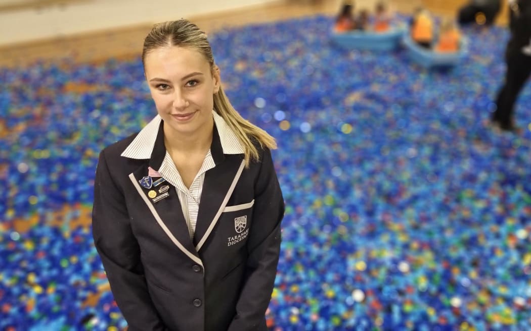 Abigail Meyer of Taranaki Diocesan School for Girls thought many people didn't know lids don't belong in the recycling collection