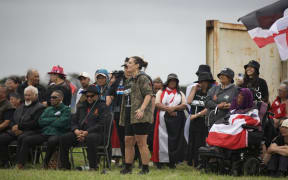 Before leaving, hīkoi organisers and mana whenua planted some trees at Ihumatao.