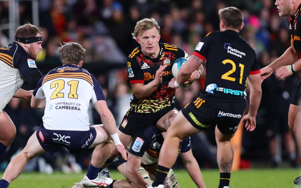 Damian McKenzie in action in the Super Rugby Pacific semi-final match between the Chiefs and the Brumbies at FMG Stadium in Hamilton.