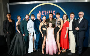 LOS ANGELES, CALIFORNIA - MARCH 17: Saamer Usmani, Marlo Kelly, John Bradley, Zine Tseng, Liam Cunningham, Jess Hong, Benedict Wong, Eve Ridley, Sea Shimooka, Rosalind Chao, Alex Sharp and Jonathan Pryce attend the Los Angeles debut of Netflix's "3 Body Problem" at NYA WEST on March 17, 2024 in Los Angeles, California.   Matt Winkelmeyer/Getty Images/AFP (Photo by Matt Winkelmeyer / GETTY IMAGES NORTH AMERICA / Getty Images via AFP)