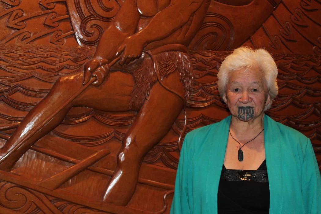 Hokimoana taught Te Ataarangi at Hirangi Primary, Rangiō Prison, Waikato Polytechnic and travels once a year to Sydney to teach Te Ataarangi.