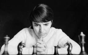 World chess champion Nona Gaprindashvili says she was unfairly represented in the Netflix series The Queen's Gambit.