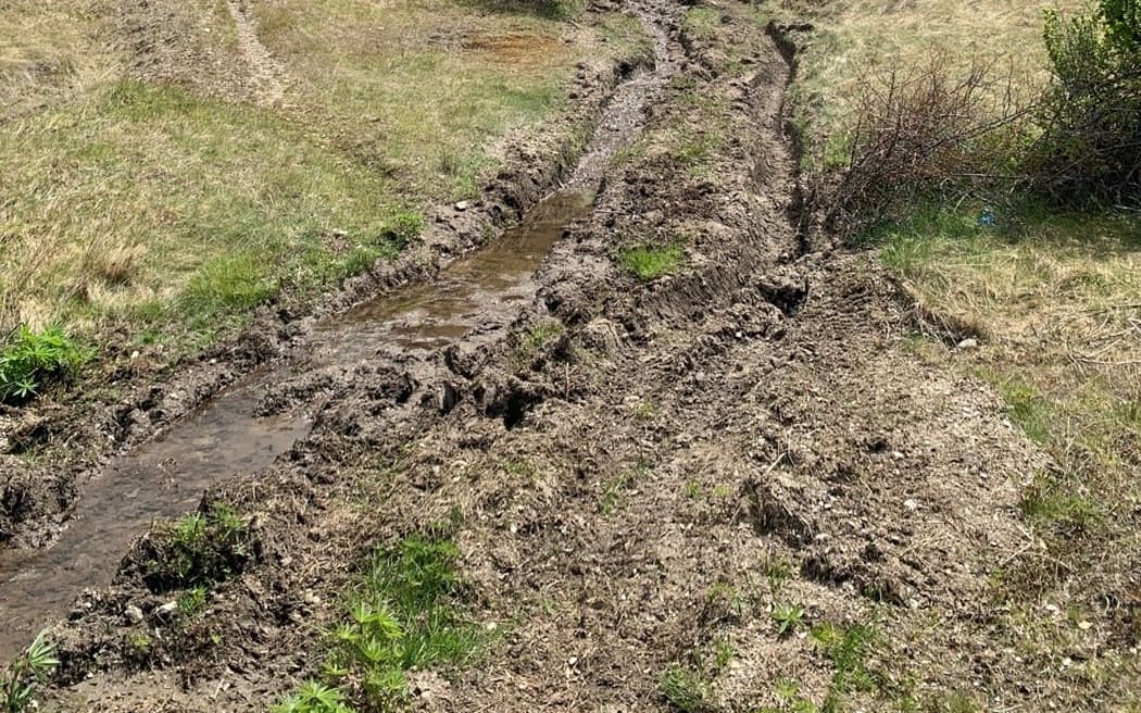 An example of damage to the Macetown Historic Reserve from off-road vehicles.