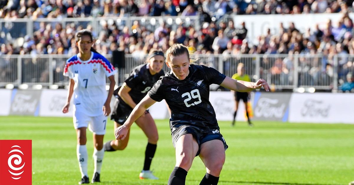 Dominant Football Ferns put four goals past Thailand - Vimarsana News