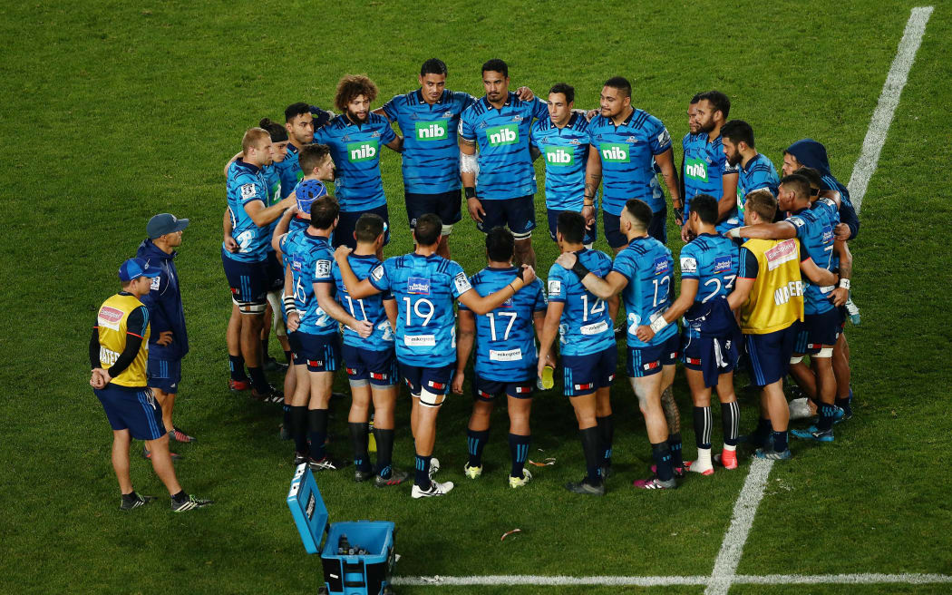Blues huddle after match against the Hurricanes