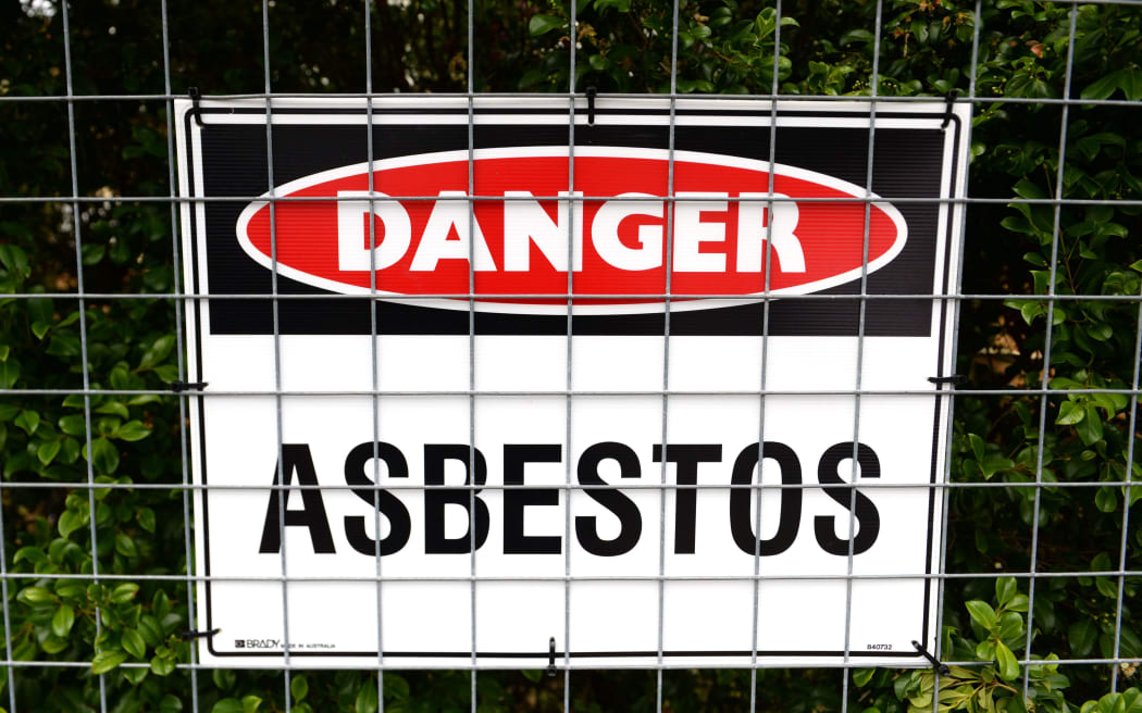 WorkSafe and the Earthquake Commission were still working out how to deal with asbestos in December 2012.
