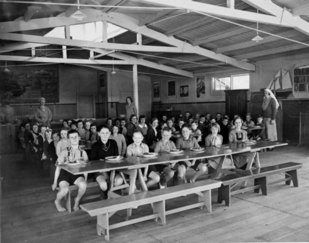 Children in the dining room, Otaki health camp. Evening post (Newspaper. 1865-2002) :Photographic negatives and prints of the Evening Post newspaper. Ref: 1/2-162598-F. Alexander Turnbull Library, Wellington, New Zealand. /records/23250158