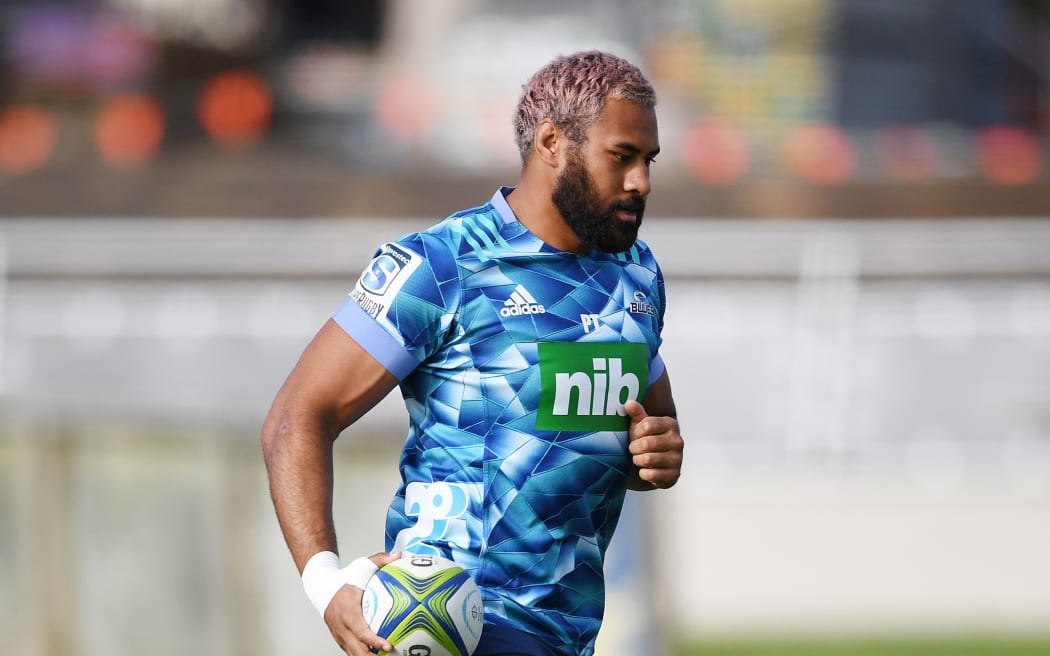 Patrick Tuipulotu during a Blues Super Rugby training session.