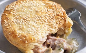 Chicken and mushroom pie