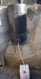 A cut-away of a lysimeter