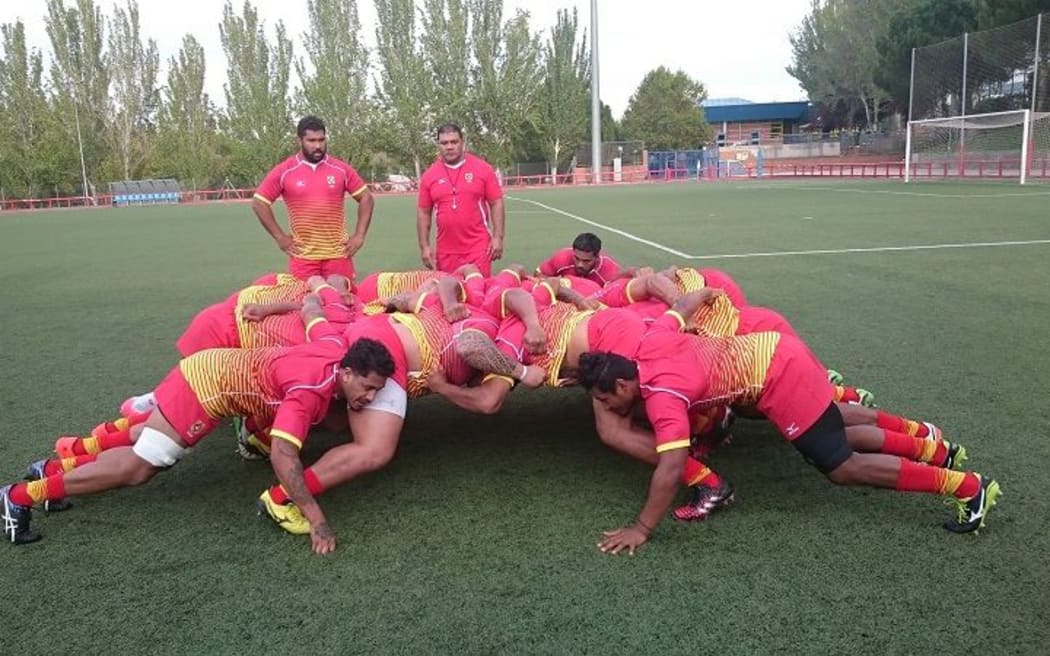 Scrum training at 'Ikale Tahi practice in Spain.