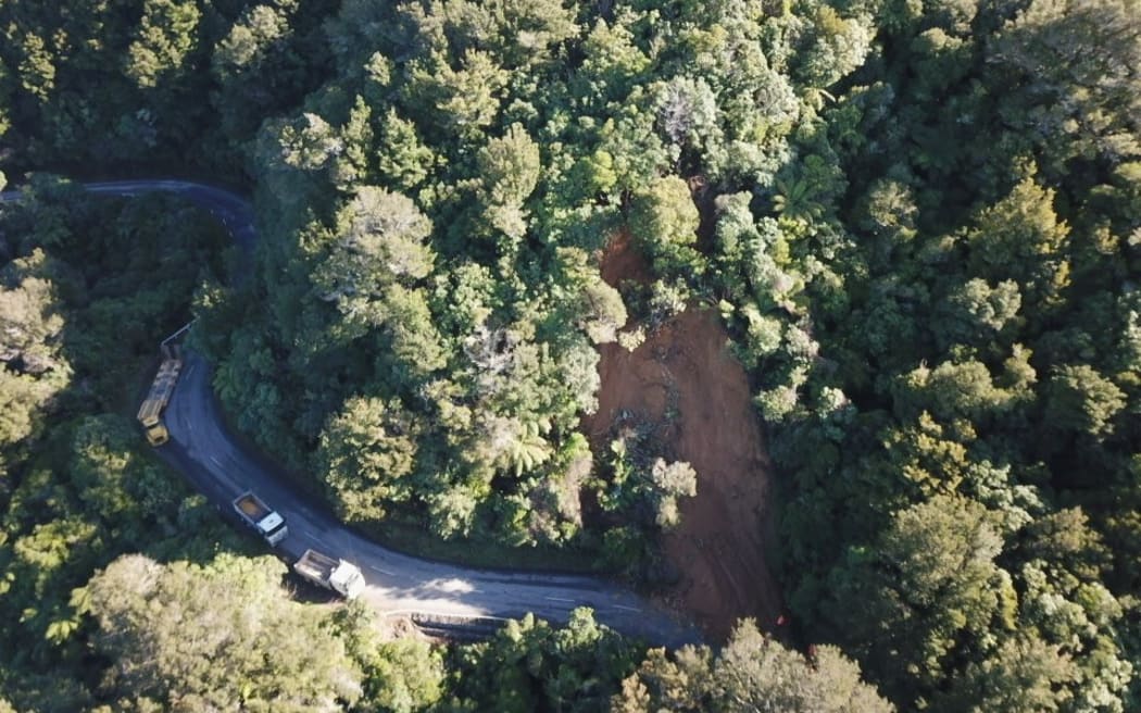 Heavy rain over the weekend more damage to the slip-affected Queen Charlotte Drive.