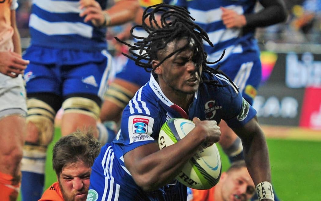Seabelo Senatla of the Stormers in action.