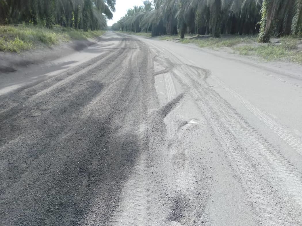 Ashfall from the latest My Ulawun eruption