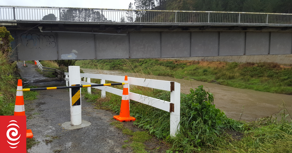 Iwi and Taranaki Regional Council seek help from nature for flooding - Vimarsana News