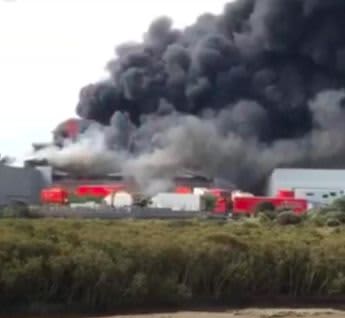 Large South Auckland fire brought under control | RNZ