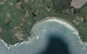 Wakapatu Beach, Kawakaputa Bay, Southland.