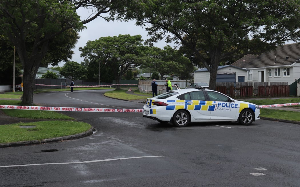 Police at a house in Marewa, Napier, where a woman died on 18 November 2022.