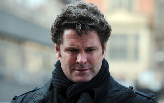 Chris Cairns.