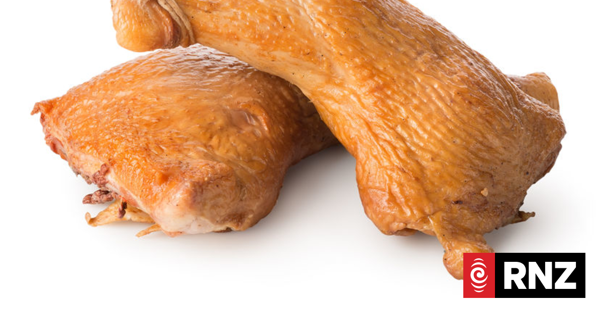 Lab-grown chicken safe to eat, say US regulators | RNZ News