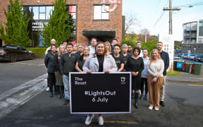 Marisa Bidois with Restaurant Association members - Lights Out