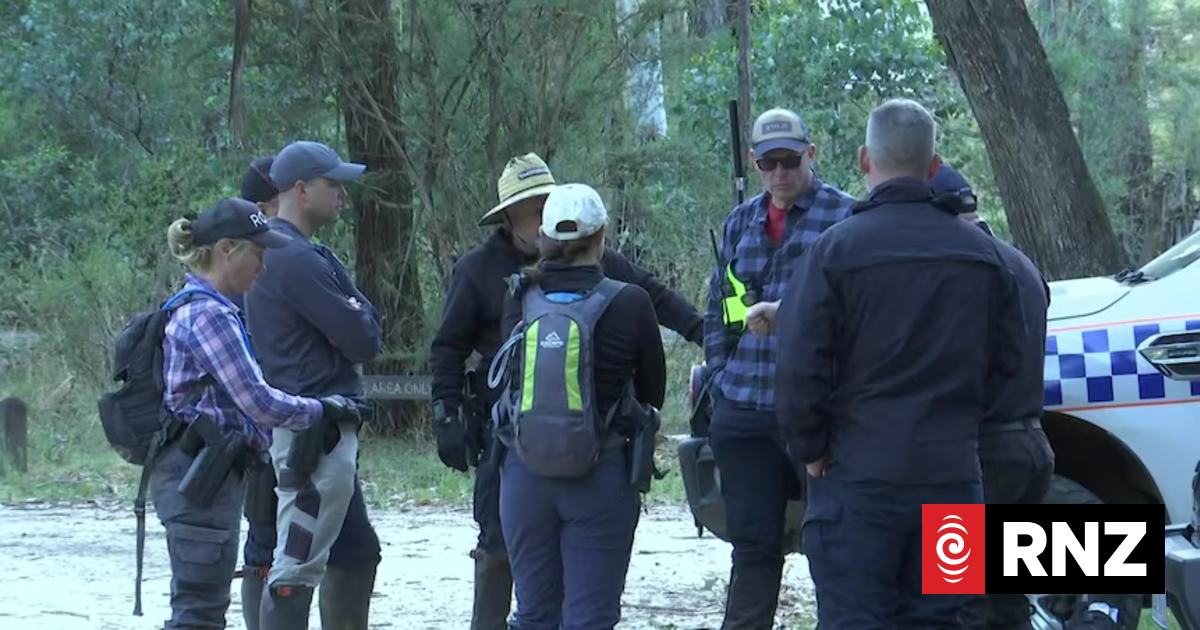 Victoria police launch search in national park for fugitive Dezi Freeman