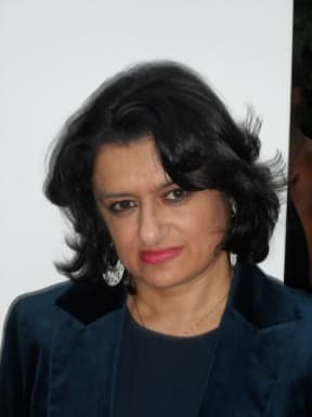 Farah Nayeri