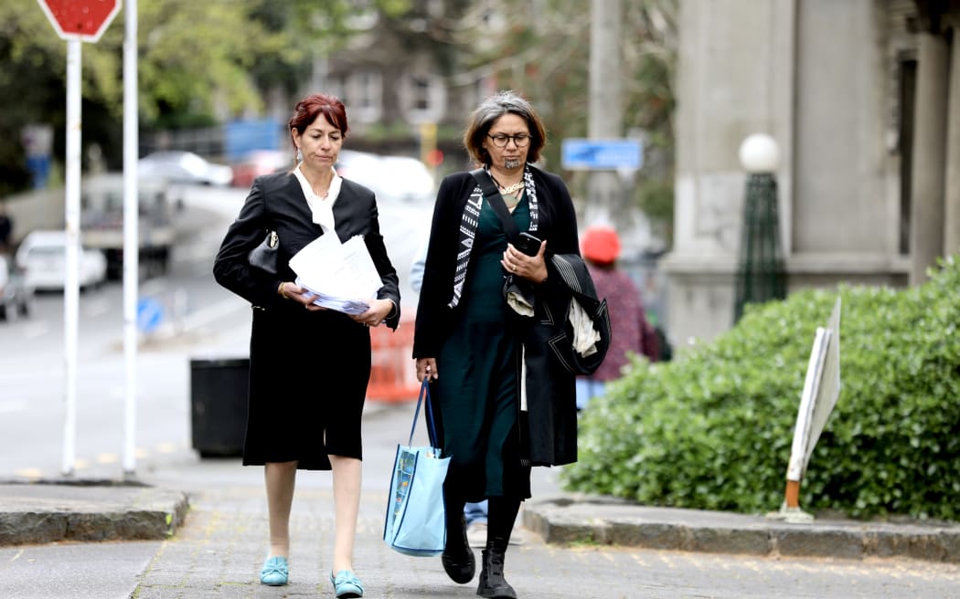 Darlene Tana and her lawyer Sharyn Green outside the High Court at Auckland