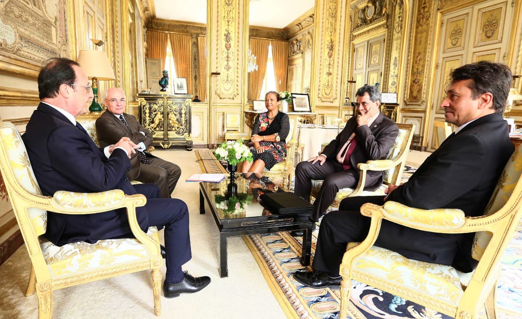 French president Francois Hollande receives French Polynesian delegation