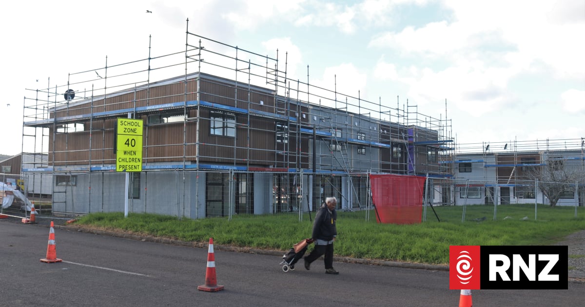 'Everyone deserves a fair shot' - Kaikohe community housing opens | RNZ