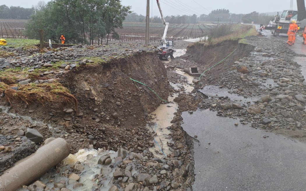 Crews working on damage west of the Waihopai Bridge near Renwick, Marlborough.
